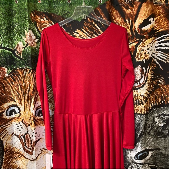 3/$15!! NWT *with spot* Red dance praise dress - Picture 5 of 10